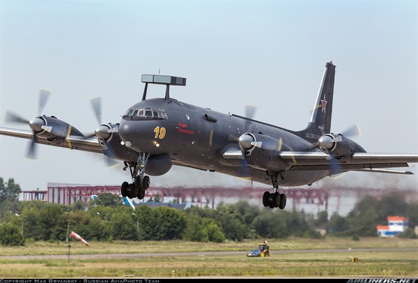 Thông số kỹ thuật cơ bản của máy bay tuần tra chống ngầm Il-38N bao gồm: kíp chiến đấu 10 người; chiều dài 39,6 m; sải cánh 37,42 m; chiều cao 10,16 m; trọng lượng cất cánh tối đa 63.500 kg.