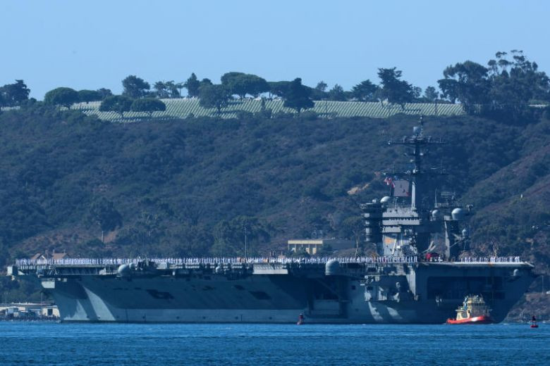 Sau khi rời cảng Đà Nẵng, Việt Nam; tàu sân bay USS Theodore Roosevelt có thực hiện tuần tra ở khu vực Biển Đông. Nguồn ảnh: USNavy.