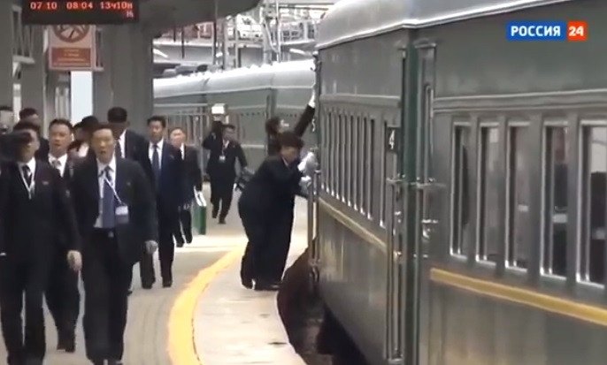 Đoàn tàu hoả bọc thép là một "thương hiệu" của các nhà lãnh đạo Triều Tiên. Hiện tại trên thế giới cũng chỉ còn duy nhất Triều Tiên sử dụng loại phương tiện di chuyển này cho các lãnh đạo của mình.