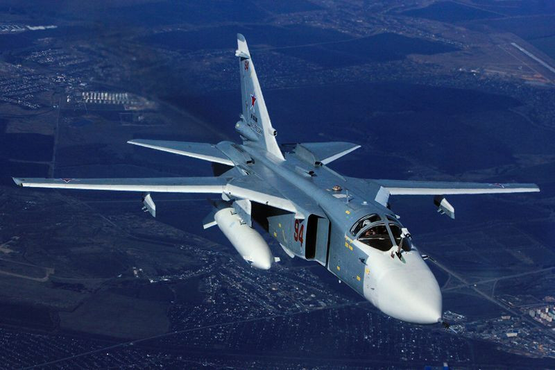 Các máy bay chiến đấu tham gia khoá huấn luyện sẽ được nhận nhiên liệu tiếp tế từ máy bay vận tải Il-78 phiên bản đặc biệt - được tối ưu hoá cho việc mang theo nhiên liệu lỏng. Nguồn ảnh: Exporu.