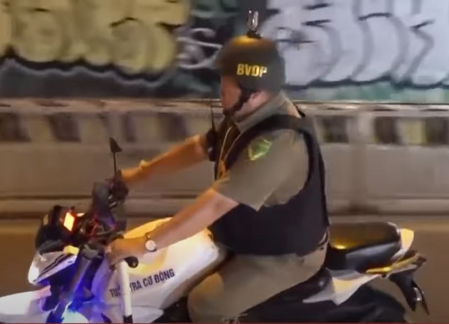 Đây cũng có thể coi là "lá chắn thép" bảo vệ sự bình yên cho nhân dân, sẵn sàng tham gia trấn áp tội phạm bất cứ khi nào nhận được yêu cầu. Nguồn ảnh: VTV.