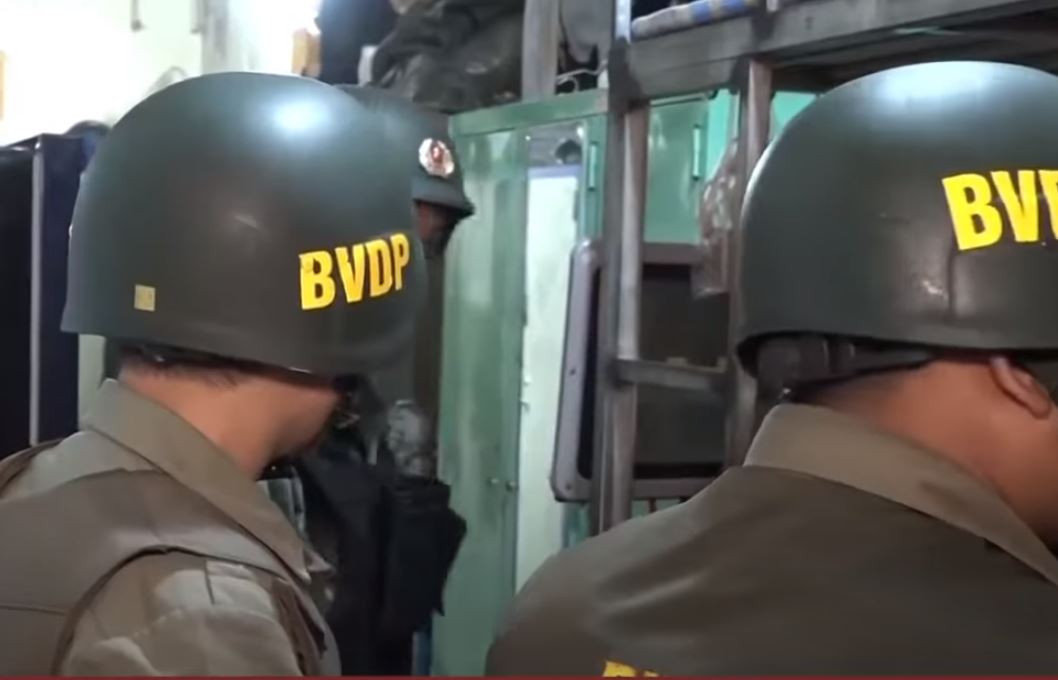 Đây là lực lượng có trang bị cực kỳ hiện đại và là lực lượng duy nhất được cung cấp áo giáp chống đạn cùng mũ chống đạn tiêu chuẩn. Nguồn ảnh: VTV.