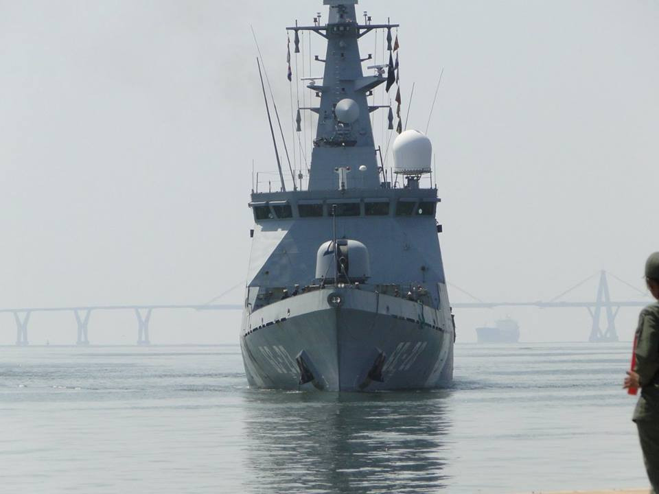 Tới hôm 31/3 vừa rồi, tàu chở khách Resolute đã có mặt tại cảng Willemstad ở Curacao. Trong khi đó tàu tuần tra Naiguata đã chìm ngay tại chỗ. Nguồn ảnh: BMDP.