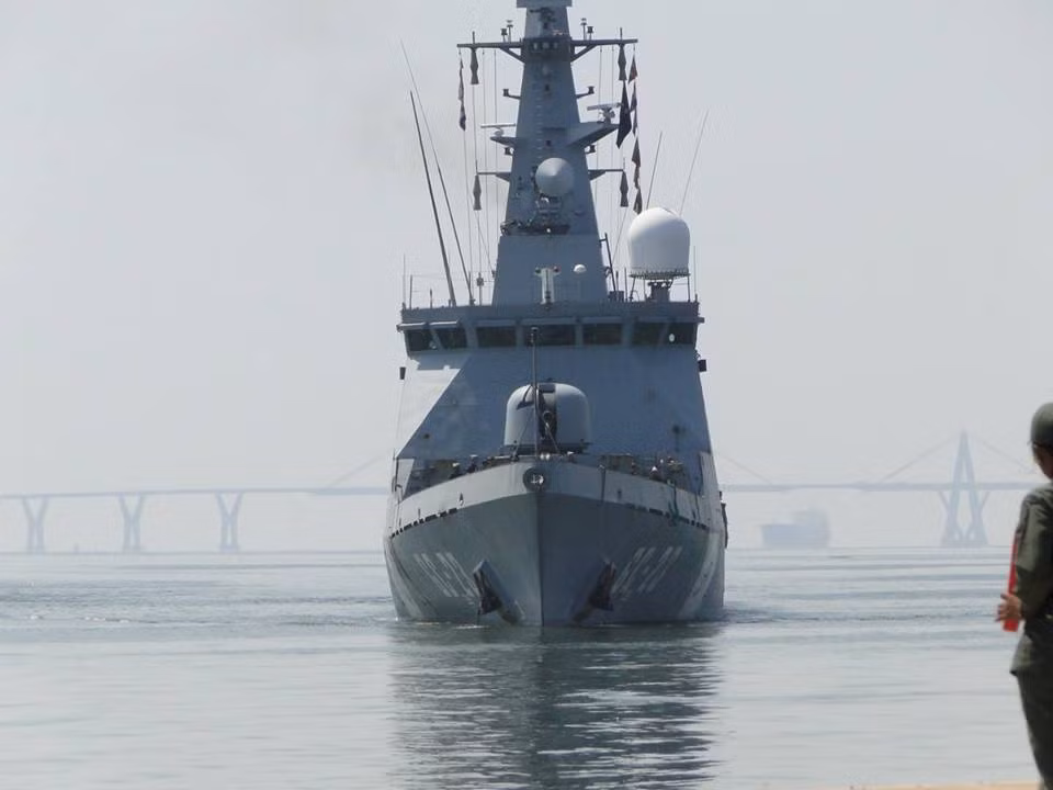 Tới hôm 31/3 vừa rồi, tàu chở khách Resolute đã có mặt tại cảng Willemstad ở Curacao. Trong khi đó tàu tuần tra Naiguata đã chìm ngay tại chỗ. Nguồn ảnh: BMDP.