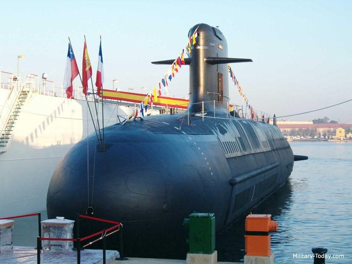 Được biết, hải quân Malaysia đã đặt mua 2 chiếc và đưa vào biên chế năm 2009 với tên gọi KD Tunku Abdul Rahman và KD Tun Abdul Razak.