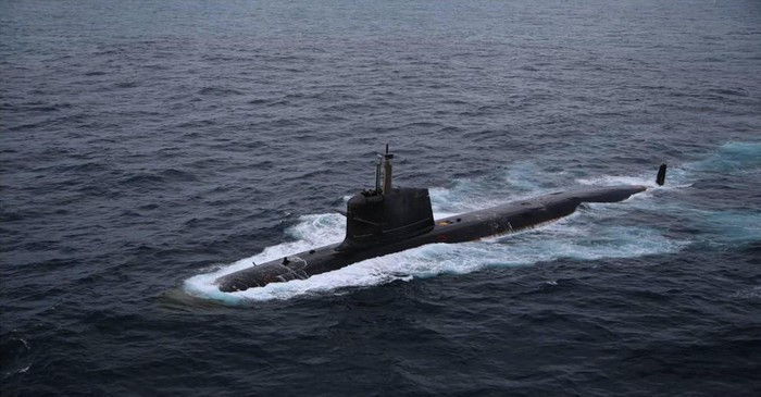 Tàu ngầm Scorpene là sản phẩm của Tập đoàn DCNS, tàu được ứng dụng những tiến bộ mới nhất trong cấu trúc module, sử dụng nhiều công nghệ đặc biệt giúp tăng khả năng tàng hình trước hệ thống định vị thủy âm đối phương.