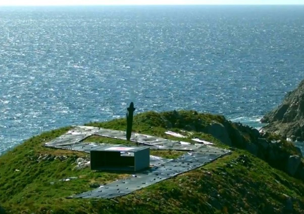 Động cơ phản lực cánh quạt đẩy Williams P8300-15 giúp Taurus KEPD 350 đạt tốc độ tối đa Mach 0,95; tầm bắn trên 500 km khi bay bám địa hình ở độ cao chỉ 30 - 40m.