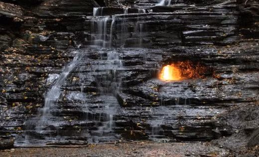 Trên thực tế, những tảng đá đó chỉ có nhiệt lượng tương đương với một tách trà nóng.