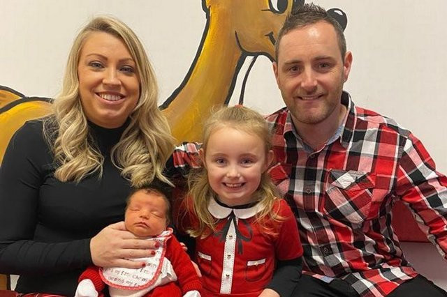 Chong cuu vo thoat chet ngoan muc nho cuoc goi cua con gai 5 tuoi