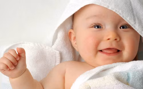 Các em bé chào đời lúc Giao thừa thuộc cung Ma Kết được dự đoán là người có tinh thần trách nhiệm cao, biết nhìn xa trông rộng.