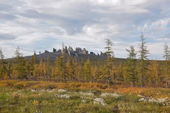Vào cuối thế kỷ 19, nhà thám hiểm người Nga Richard Maack đã ghi lại những câu chuyện kỳ bí xảy ra tại "thung lũng Chết".