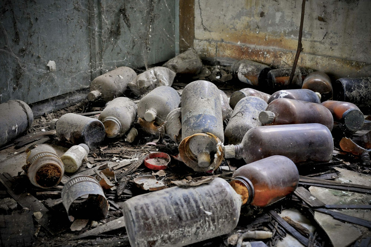 Các chuyên gia tính toán nếu so sánh số người thương vong do thảm kịch rò rỉ khí độc trên với quả bom nguyên tử “Fat Man” có sức công phá 21.000 tấn thuốc nổ TNT thả xuống thành phố Nagasaki vào năm 1945 khiến khoảng 80.000 người thiệt mạng thì Bhopal đối mặt sự tàn phá kinh hoàng của khoảng 4.000 tấn thuốc nổ TNT.