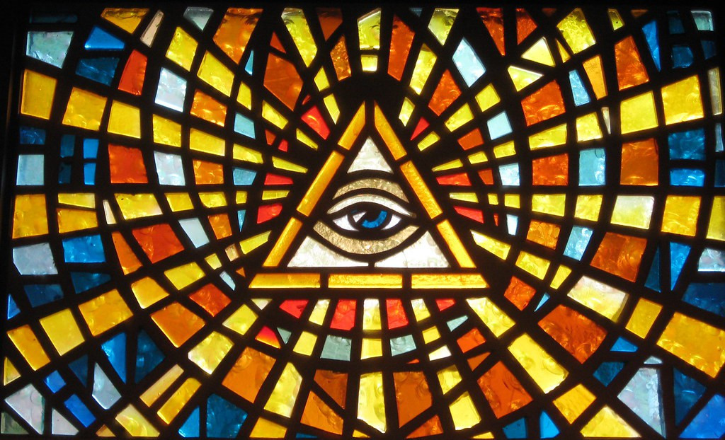 Hội Tam Điểm phân chia các thành viên theo 3 cấp khác nhau gồm: mới gia nhập (entered apprentice), trung cấp (fellow craft), cao cấp (master mason).