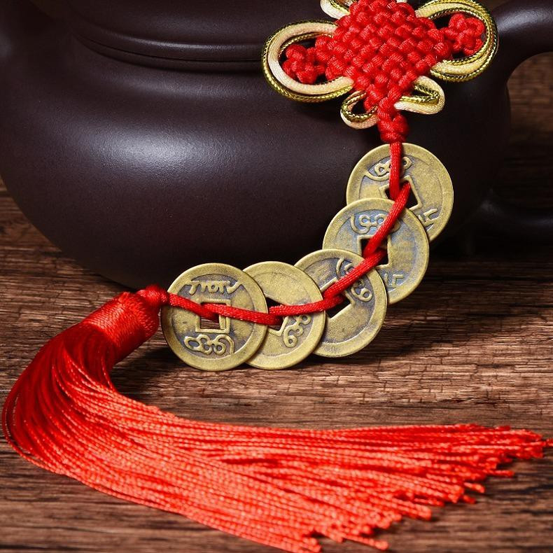 Theo đó, những đồng tiền được đúc từ thời kỳ của các hoàng đế: Thuận Trị, Khang Hy, Ung Chính, Càn Long và Gia Khánh là tốt nhất.