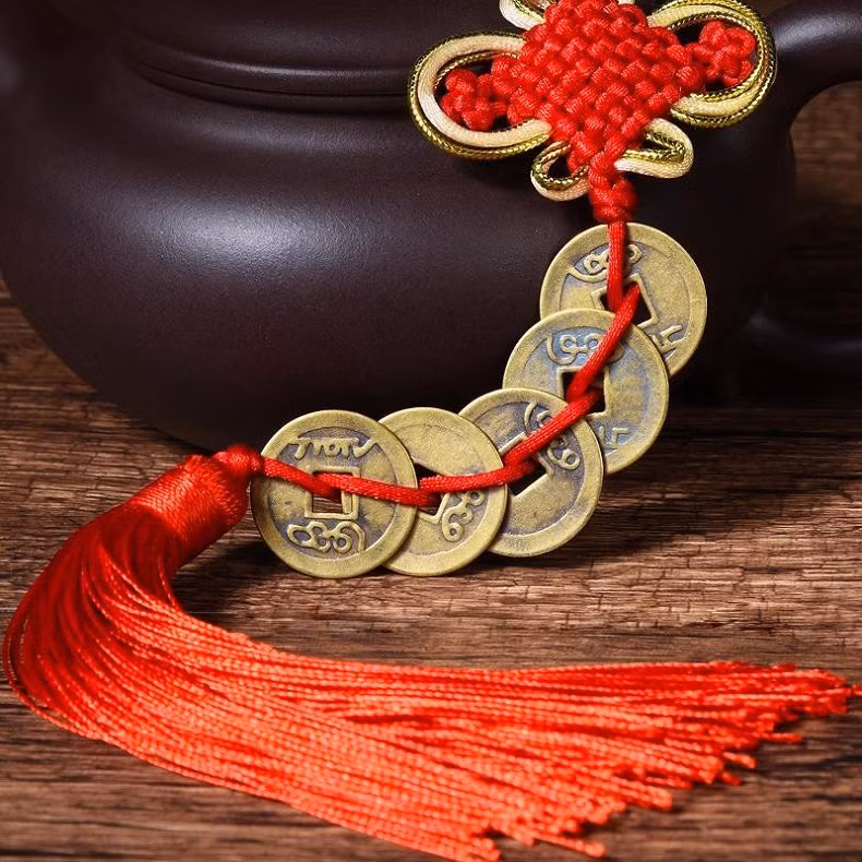 Theo đó, những đồng tiền được đúc từ thời kỳ của các hoàng đế: Thuận Trị, Khang Hy, Ung Chính, Càn Long và Gia Khánh là tốt nhất.