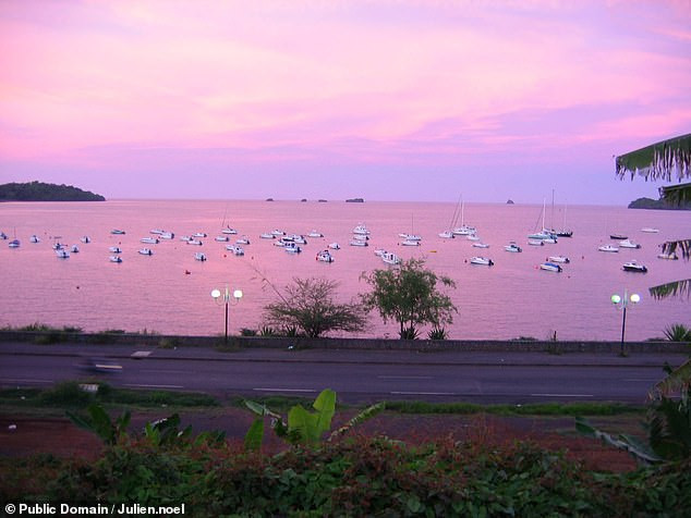 Sau một thời gian nghiên cứu, các chuyên gia phát hiện âm thanh bí ẩn trên đến từ hồ magma chuyển động bên dưới đáy biển Ấn Độ Dương.
