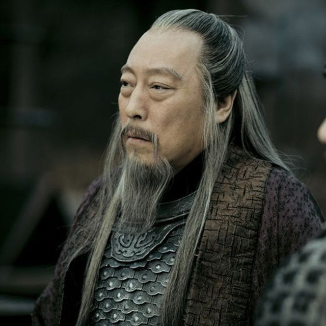 Do không mê đắm sắc dục nên Tư Mã Ý tập trung vào công việc, không phải lo lắng nhiều đến chuyện "đấu đá" ghen tuông giữa các thê thiếp.