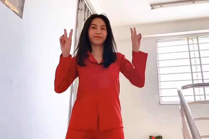 Thuy Tien khoe nha 5 ty mua tang me-Hinh-4