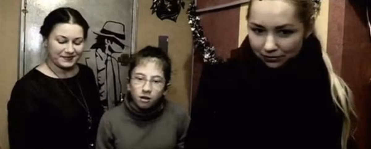 Khi ấy, Uber tiên đoán chị em họ của cô bé có thể bị gãy chân. Ban đầu, người thân và họ hàng của cô bé không để ý nhiều đến lời dự đoán của em.