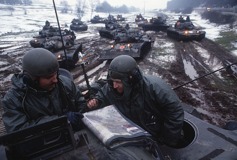 Cụ thể, vào tháng 11/1983, Mỹ và các đồng minh NATO tiến hành cuộc tập trận quy mô lớn ở Trung Âu có tên gọi “Able Archer” (tạm dịch “Cung thủ tài ba”).