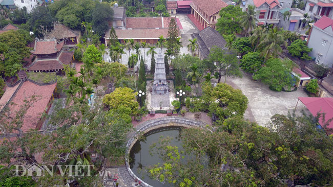 Những hiện vật nông nghiệp quý được lưu giữ cùng không gian chùa vô cùng thanh bình sẽ làm cho bất cứ ai ghé thăm Chùa Động Ngọ đều muốn dừng chân tĩnh tại.