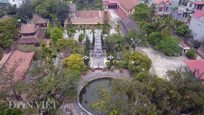 Những hiện vật nông nghiệp quý được lưu giữ cùng không gian chùa vô cùng thanh bình sẽ làm cho bất cứ ai ghé thăm Chùa Động Ngọ đều muốn dừng chân tĩnh tại.