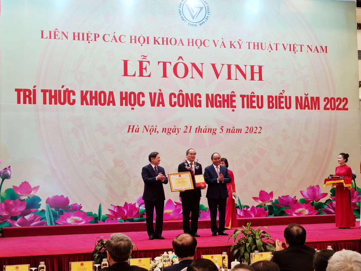 Le Ton vinh tri thuc Khoa hoc va Cong nghe tieu bieu nam 2022 thanh cong tot dep-Hinh-12