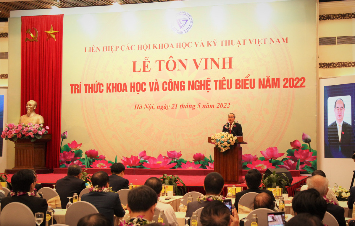 Le Ton vinh tri thuc Khoa hoc va Cong nghe tieu bieu nam 2022 thanh cong tot dep-Hinh-8