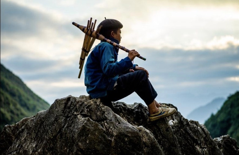 Cùng xem một số bức ảnh đẹp của Mott trong dự án “As Above So Below” về đất nước và con người Việt Nam.