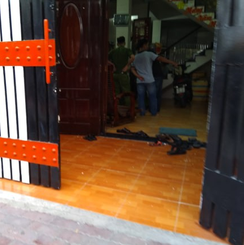 Cong an kham nha dai gia deo nhieu vang nhat Viet Nam Phuc XO-Hinh-2