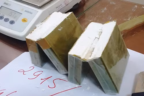 Số lượng lớn ma túy bị phát hiện.