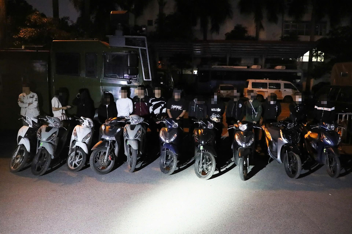 Ngăn chặn nạn đua xe: Cần sự vào cuộc của tất cả các lực lượng Ngan chan nan dua xe: Can su vao cuoc cua tat ca cac luc luong