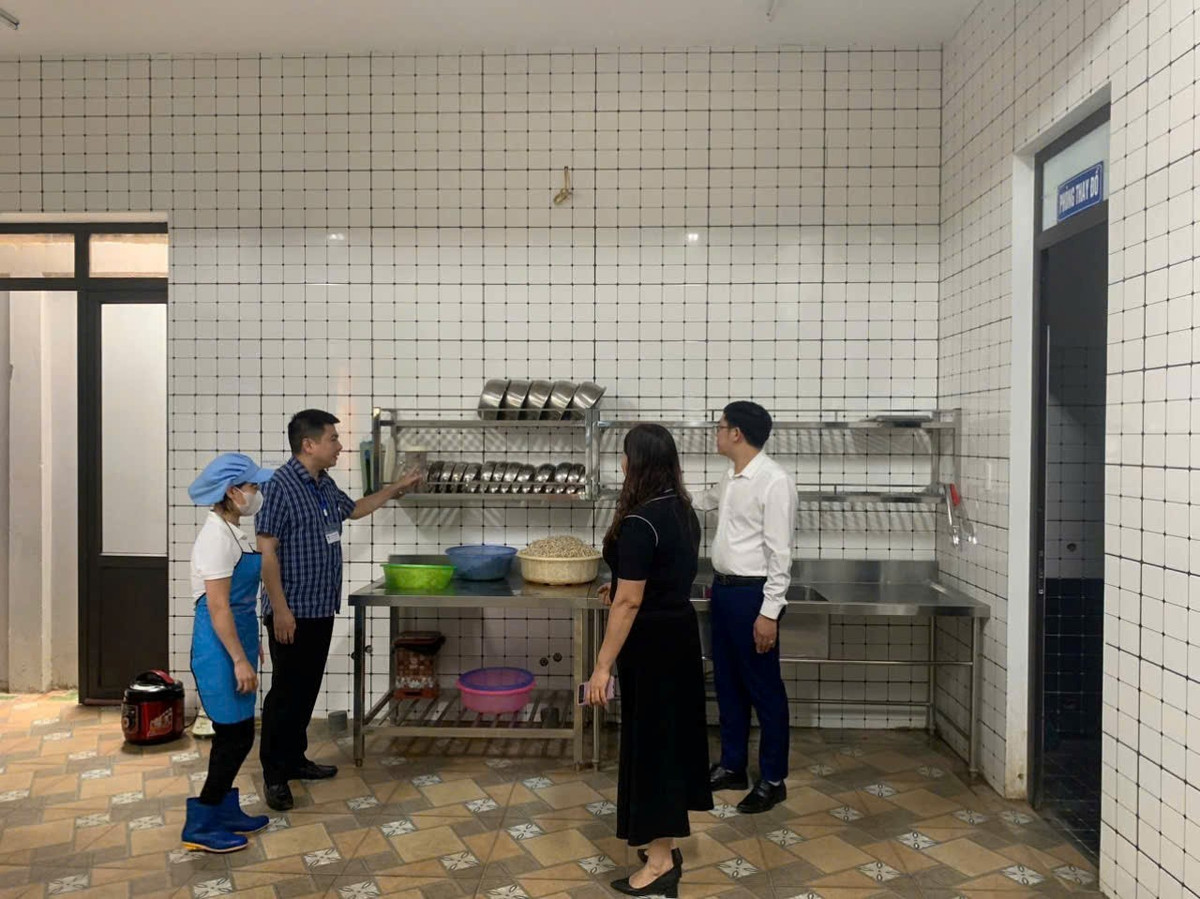 Sơn La: Giám sát mối nguy ô nhiễm thực phẩm Son La: Giam sat moi nguy o nhiem thuc pham