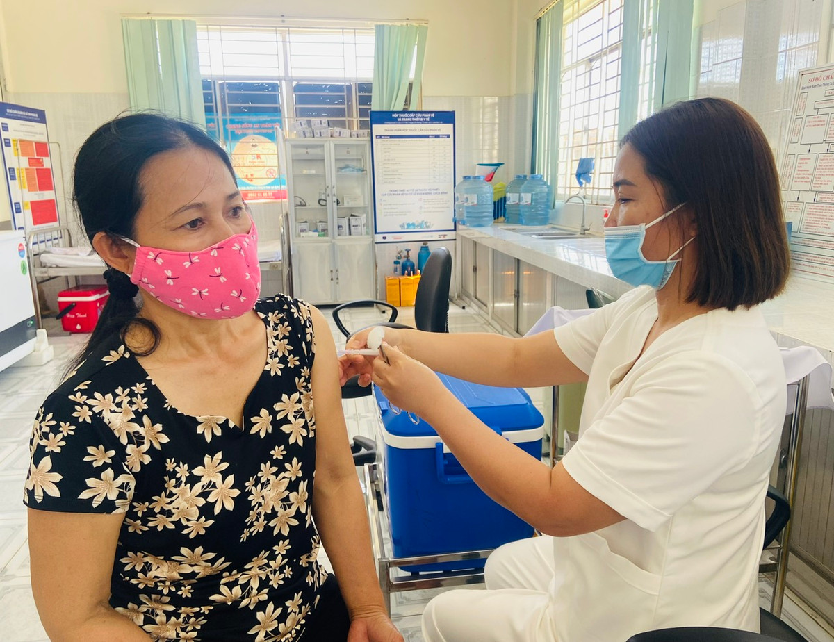 Nguoi phu nu tu vong sau nhieu thang bi meo cao