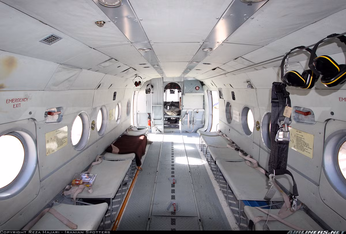 Cận cảnh bên trong khoang hành khách trực thăng Mi-171E.