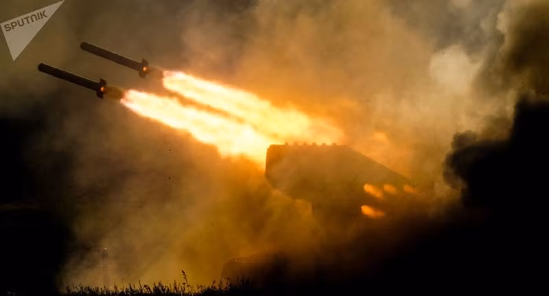 Nguyên lý hoạt động của pháo nhiệt áp là sử dụng các sóng chấn động hội tụ vào một điểm để tạo sức công phá cao nhất. Ngọn lửa phát ra khi đốt cháy nhiên liệu sẽ làm không khí giãn nở một cách đột ngột và tạo ra các sóng chấn động này.