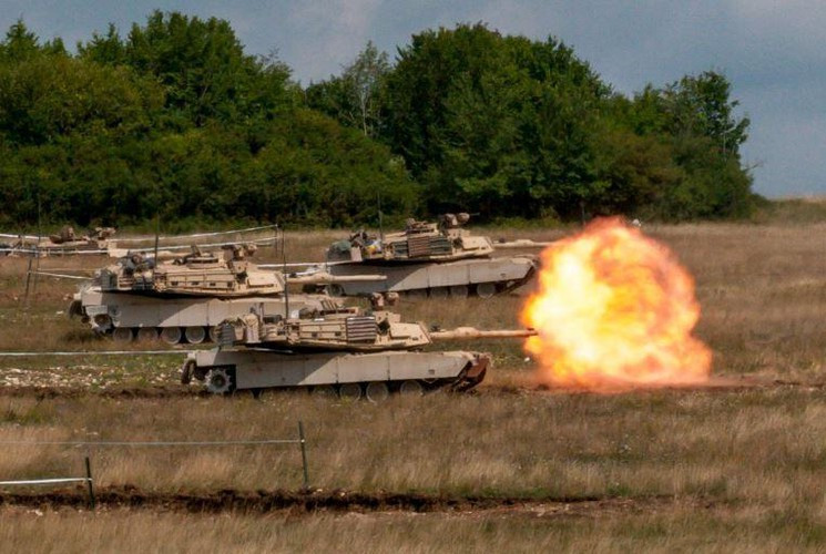 “Người bảo vệ châu Âu” ban đầu được kỳ vọng sẽ là cuộc tập trận lớn nhất của NATO trong 25 năm qua, với phần lớn các cuộc tập trận dự kiến diễn ra vào tháng 4 và tháng 5/2020, tại 6 quốc gia châu Âu, gồm Bỉ, Hà Lan, Đức, Ban Lan, Lithunia, Latvia và Estonia.