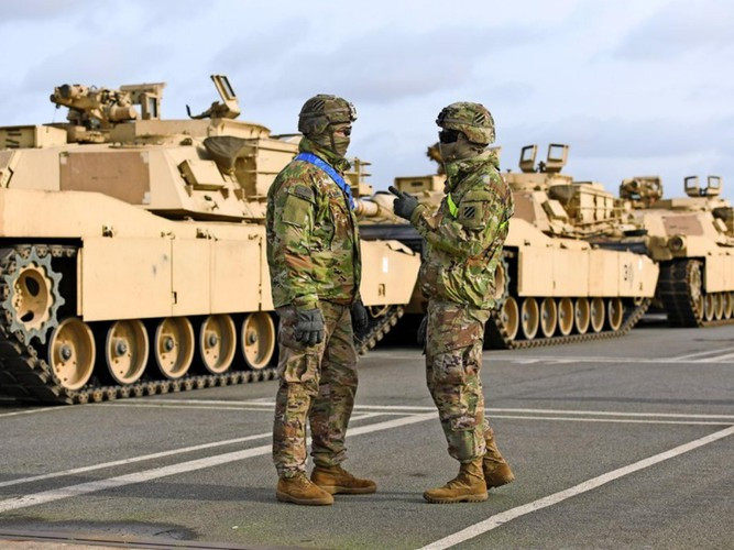 Đây là lần đầu tiên trong lịch sử NATO thực hành triển khai một lực lượng lớn, bao gồm 20.000 binh sĩ cùng nhiều vũ khí và trang thiết bị từ Mỹ sang Đông Âu.