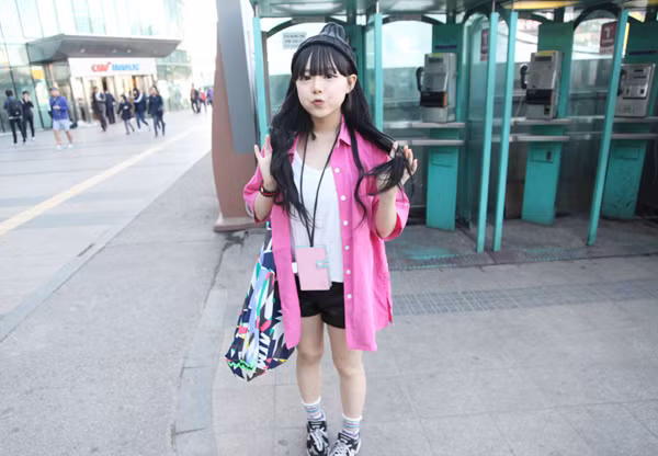 Cô nàng nấm lùn nào trông cũng rất dễ thương. Nhưng không thể từ chối rằng có một số sai lầm thời trang khiến các cô nàng nấm lùn thành thảm họa. Hãy tránh những lỗi trang phục dưới đây các cô gái có chiều cao khiêm tốn nhé.