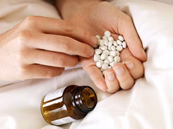 Thuốc chống trầm cảm. Một số loại thuốc chữa bệnh này như thuốc chống trầm cảm ba vòng, thuốc ức chế monoamine oxidase, và thuốc ức chế tái hấp thu serotonin (SSRI) làm cân nặng của bạn lên nhanh chóng.