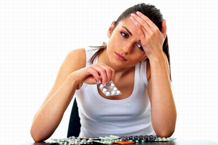 Thuốc tiểu đường. Hormone insulin dễ khiến tăng cân bởi nó có vai trò lưu trữ năng lượng. Hãy xem lại chế độ ăn uống và tập thể dục để làm giảm bớt tác dụng phụ này. Thuốc điều trị tiểu đường khác như sulfonylurea, như glipizide (Glucotrol), và thiazolidinedione, pioglitazone (Actos) cũng gây tăng cân. 