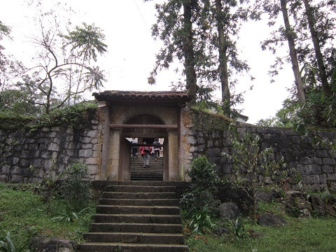 Bi an loi nguyen phong thuy trong dinh thu vua Meo