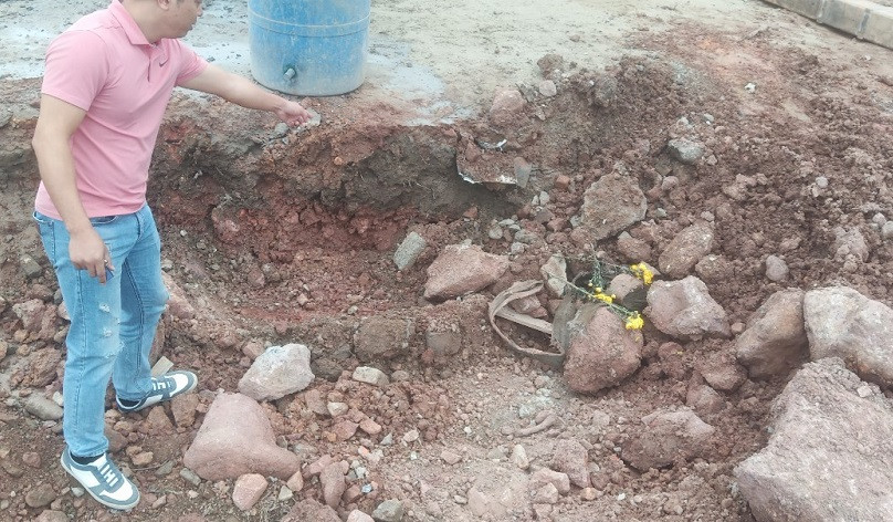 Dự án san lấp mặt bằng tái định cư TP Sông Công không dọn dẹp đất bề mặt - Hình 7 Du an san lap mat bang tai dinh cu TP Song Cong khong don dep dat be mat-Hinh-7