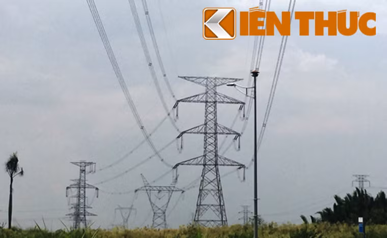 Trước mắt, Khu QLGT Đô thị số 4 đề xuất xây ngay đường cống thoát nước tạm trên đường Phạm Hữu Cầu để khắc phục tình trạng ngập úng ở khu vực trạm biến áp 500kV Nhà Bè nói trên.