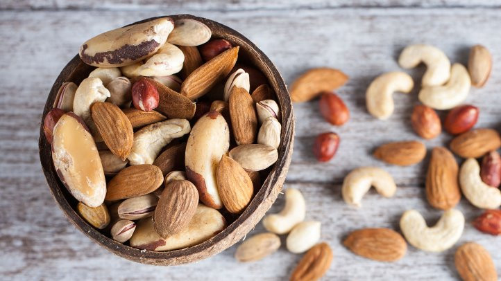 Khi đường trong máu tăng và giảm nhanh chóng, điều đó có thể gây rối loạn năng lượng và sự thèm ăn của bạn, khiến bạn cảm thấy đói ngay cả khi bạn đã ăn. Ảnh: agoramedia.