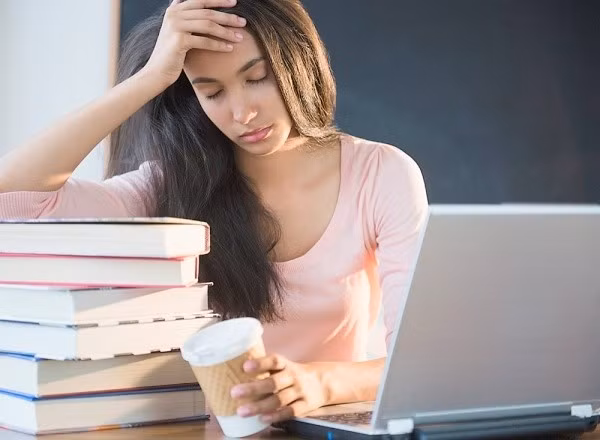 Vì vậy, muốn quá trình trao đổi chất diễn ra ổn định, bạn cần đảm bảo ngủ đủ giấc mỗi ngày. Ảnh: otiv.