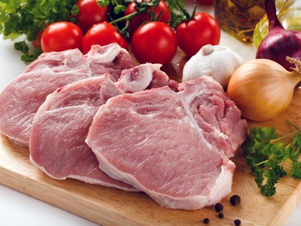 Thịt bò chứa rất nhiều sắt giúp cải thiện chất lượng máu.