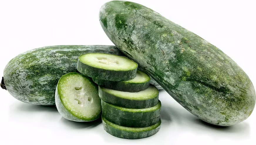 Đặc biệt, vitamin C có trong quả bí đao còn có khả năng thúc đẩy sự phát triển của xương, từ đó góp phần kích thích tăng chiều cao cho bạn. Ảnh: specialtyproduce.