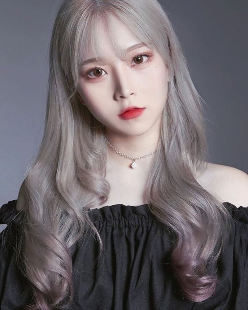 Khoảng thời gian thích hợp nếu bạn muốn thay đổi màu tóc là khoảng từ 5-6 tháng. Ảnh: wp.