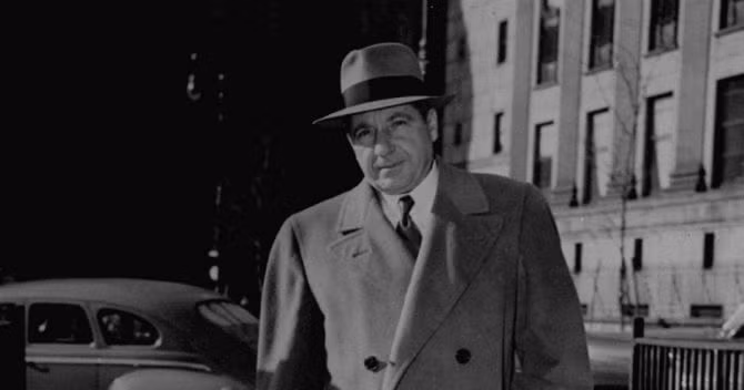 Frank Costello là ông trùm của gia tộc tội phạm Genovese và được coi là “Thủ tướng” trong thế giới ngầm.